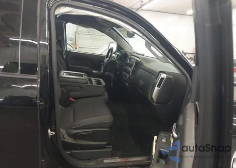 2018 Chevrolet Silverado 1500 2Lt z USA, uszkodzony, nr VIN 3GCUKREC2JG311543